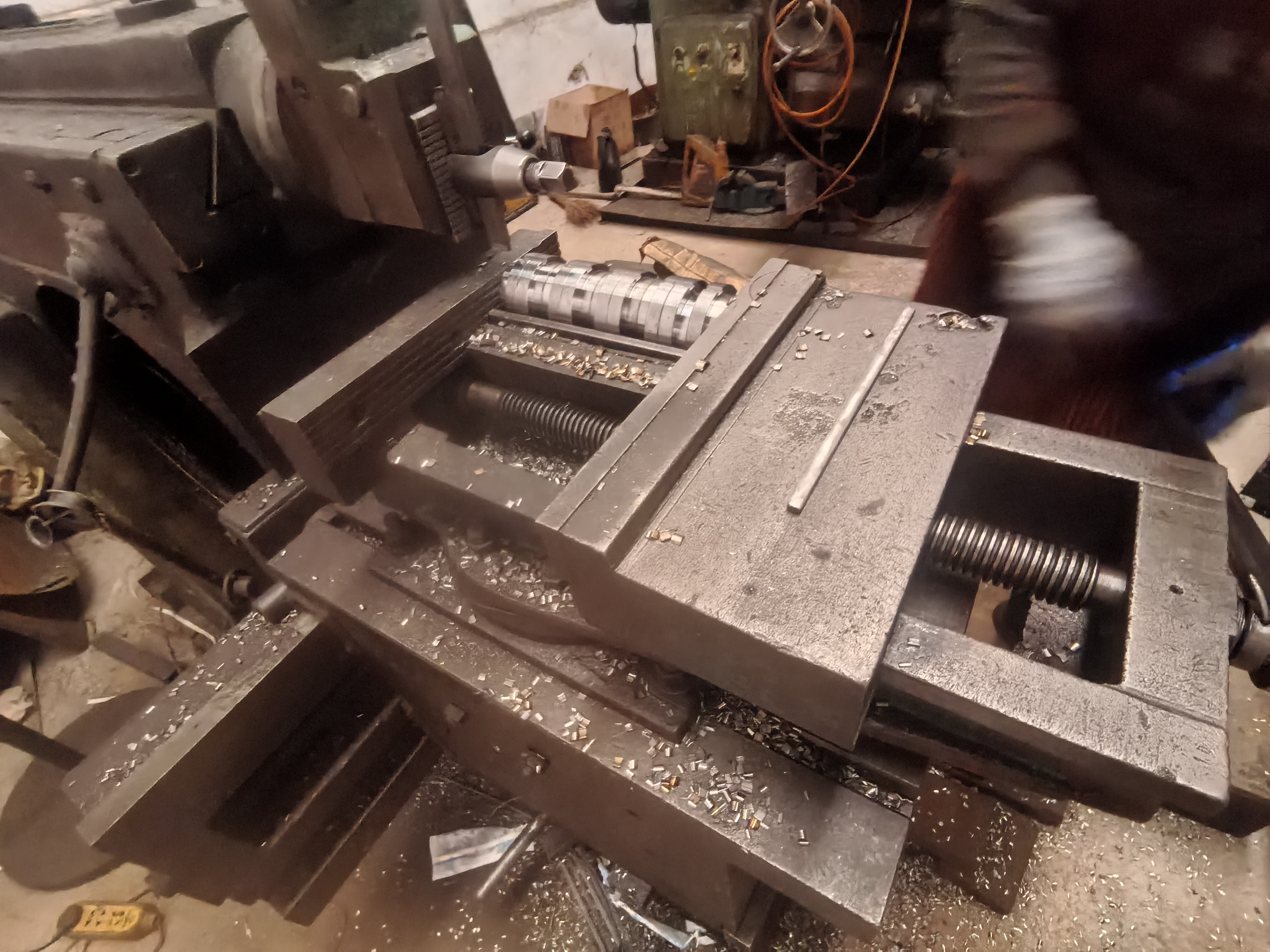 Slewing Unit
